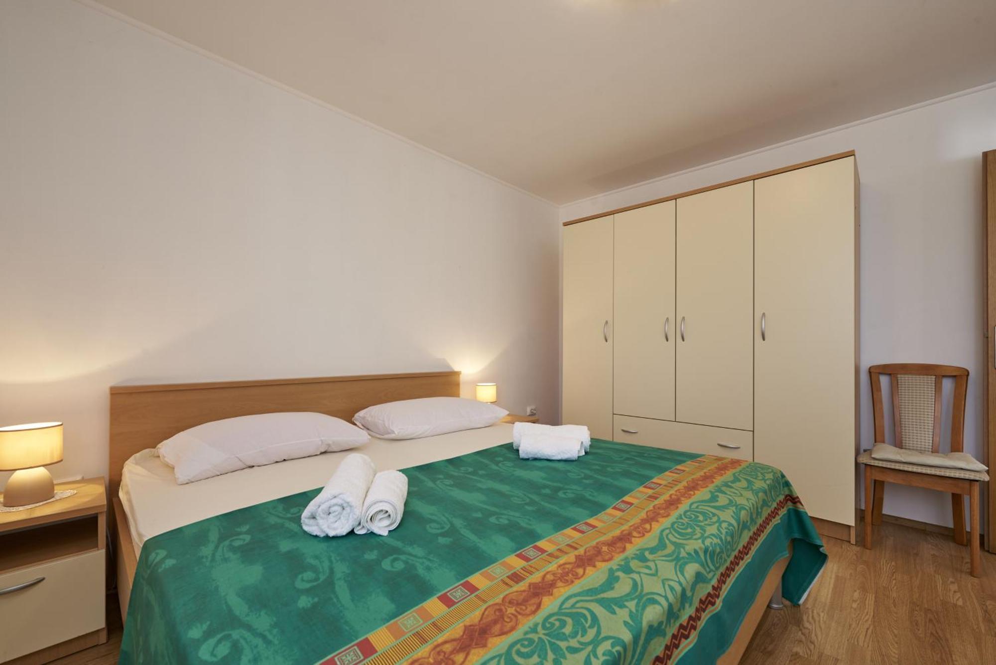 Apartments By The Sea Slatine, Ciovo - 15504 Bilik gambar